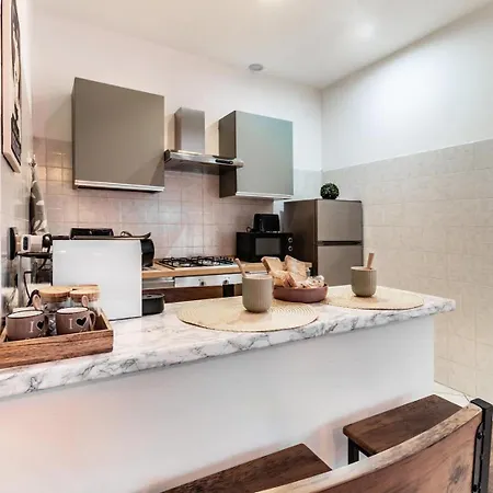 Apartment Volta Hub- Parcheggio, Giardino E 10 Min Como