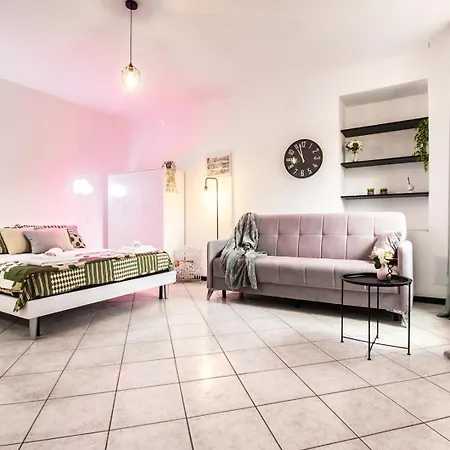 Volta Hub- Parcheggio, Giardino E 10 Min Apartment Como