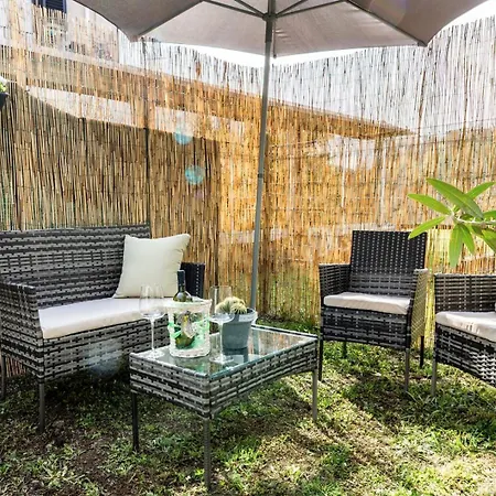 Volta Hub- Parcheggio, Giardino E 10 Min Apartment