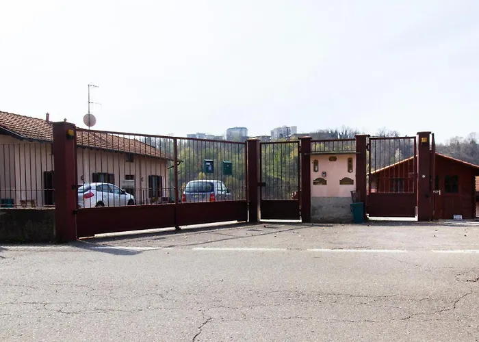 Lakecomo-free-parking-volta Hub アパート *